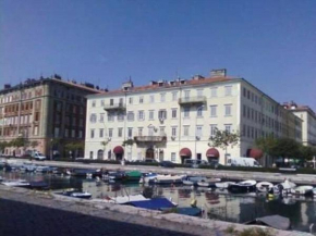 Apartments by the sea Rijeka - 13746